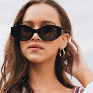 Quay See me smile sunglasses